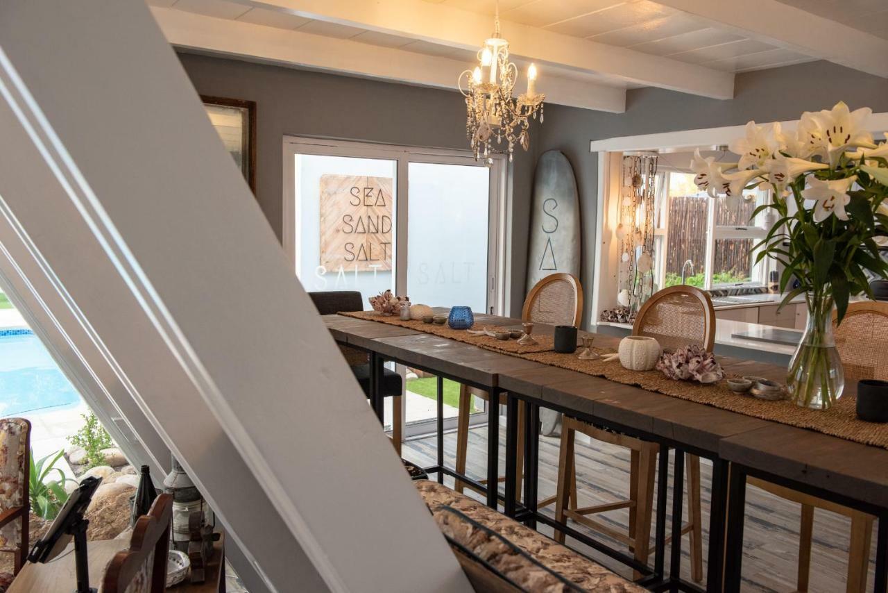 SALT Boutique Guesthouse Bloubergstrand Extérieur photo