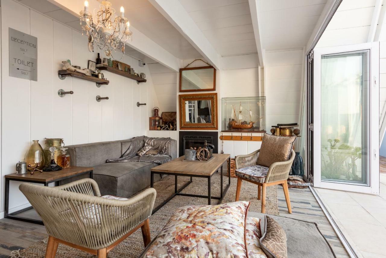 SALT Boutique Guesthouse Bloubergstrand Extérieur photo